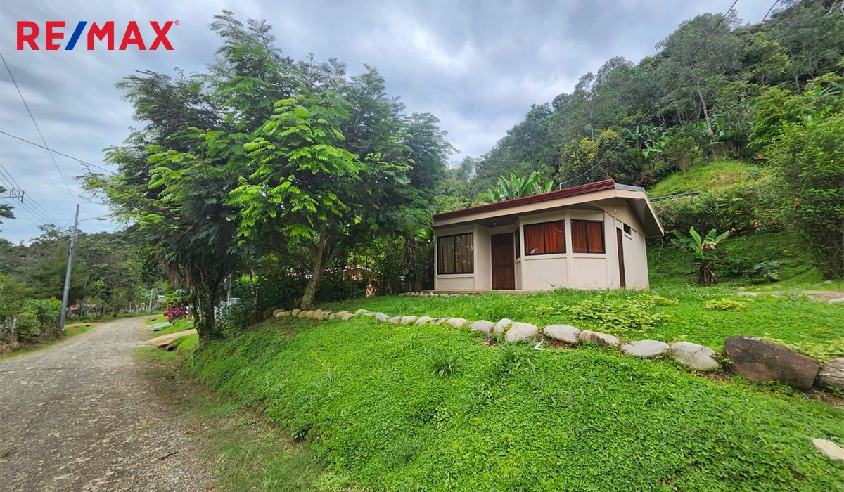 Mountain View Home in Costa Rica